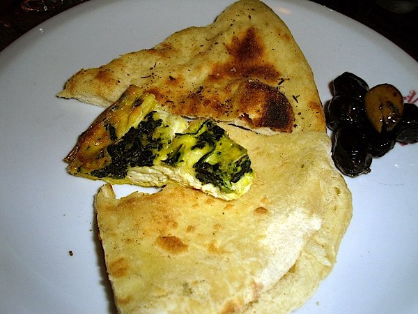 antipastodeespinacassobrefocaccia.jpg