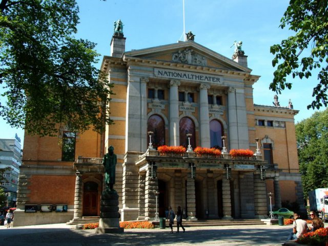 teatronacionalplspikersuppa.jpg