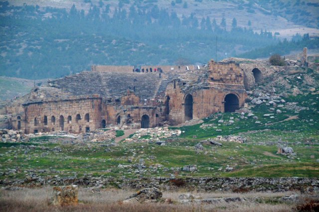 pamukkaleteatroromano.jpg