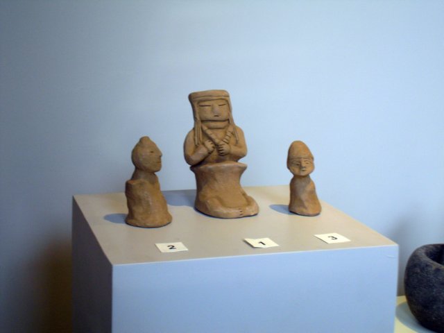 museodearqueologaestatuillas.jpg