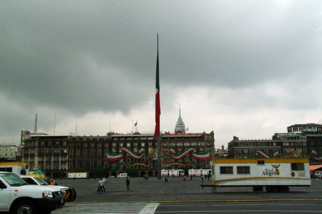 plazadelzcaloayuntamiento.jpg