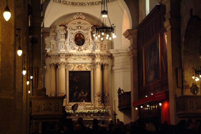 siracusaduomoaltarmayor.jpg
