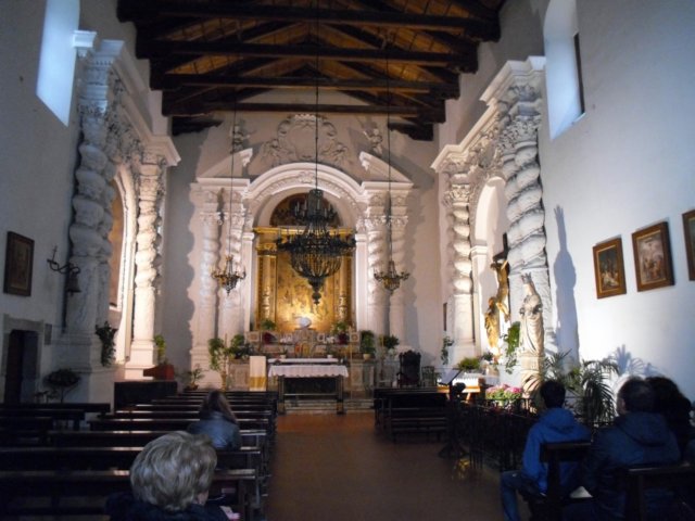 taorminaiglesiadesantacaterinainterior.jpg