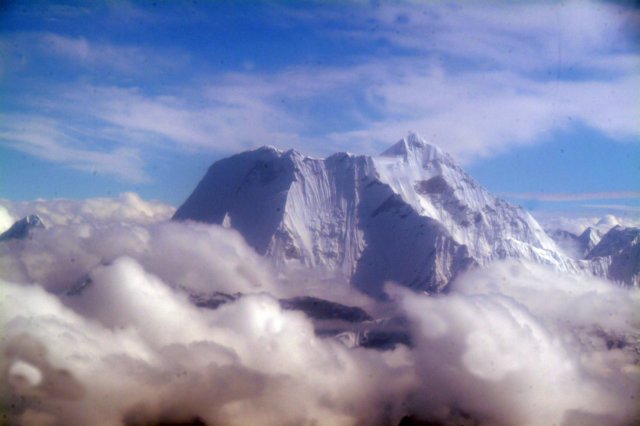 himalayaghyachungkang7922m.jpg