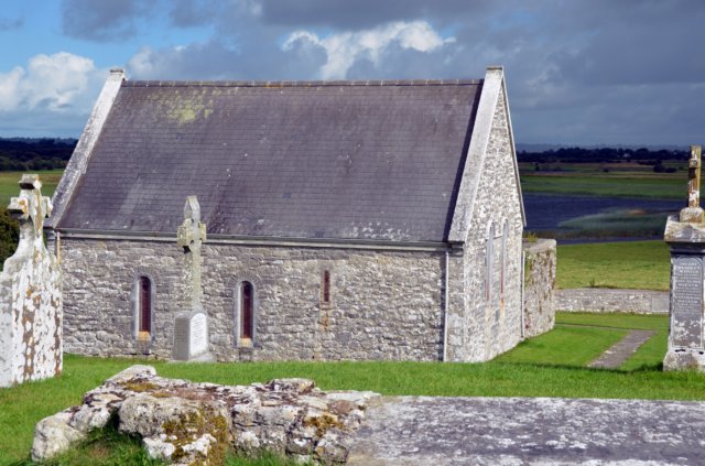 abadadeclonmacnoisetemploconnor1200dcactualmentelautilizalaiglesiadeirlanda.jpg