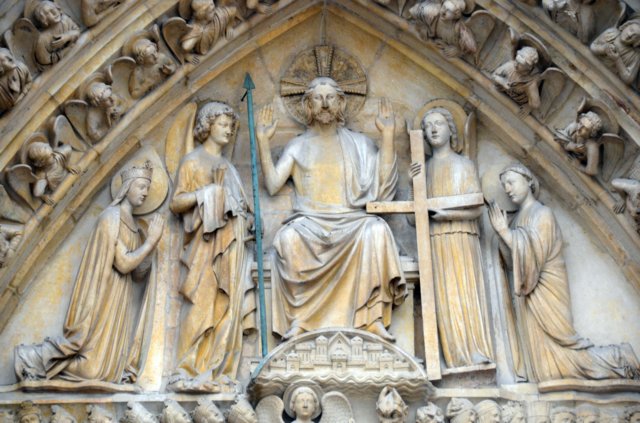 notredameporticocentraljuiciofinaldetalle.jpg