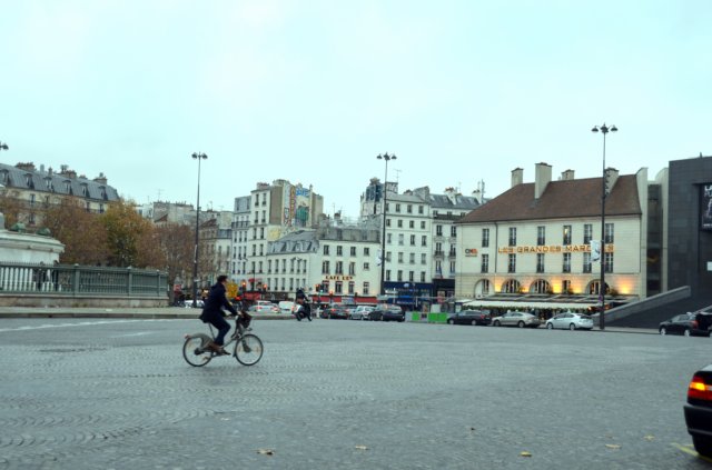 placedelabastillelateral.jpg