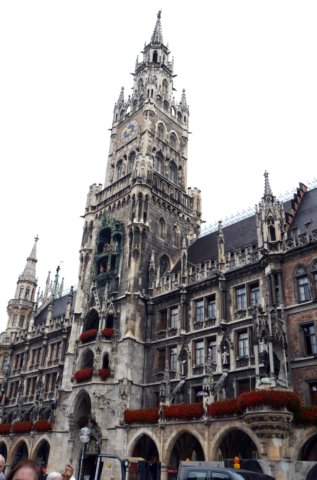 marienplatztorredelrelog.jpg