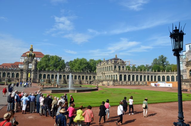 palaciozwingerjardines.jpg