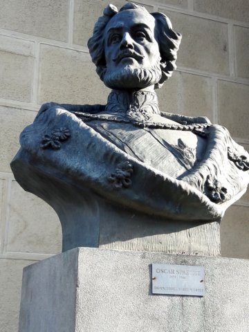 caleavictorieiestatuadeoscarspaethe.jpg