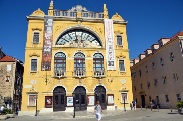 teatronacionaldecroacia.jpg