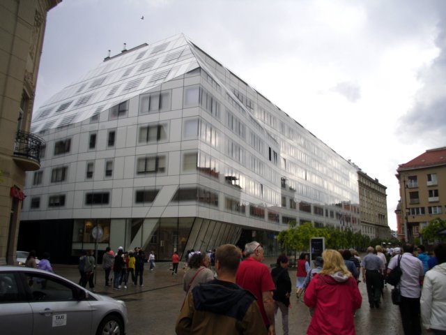 augustacesarcaedificiosmodernos.jpg