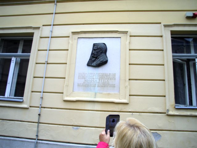 casadenikolatesla.jpg